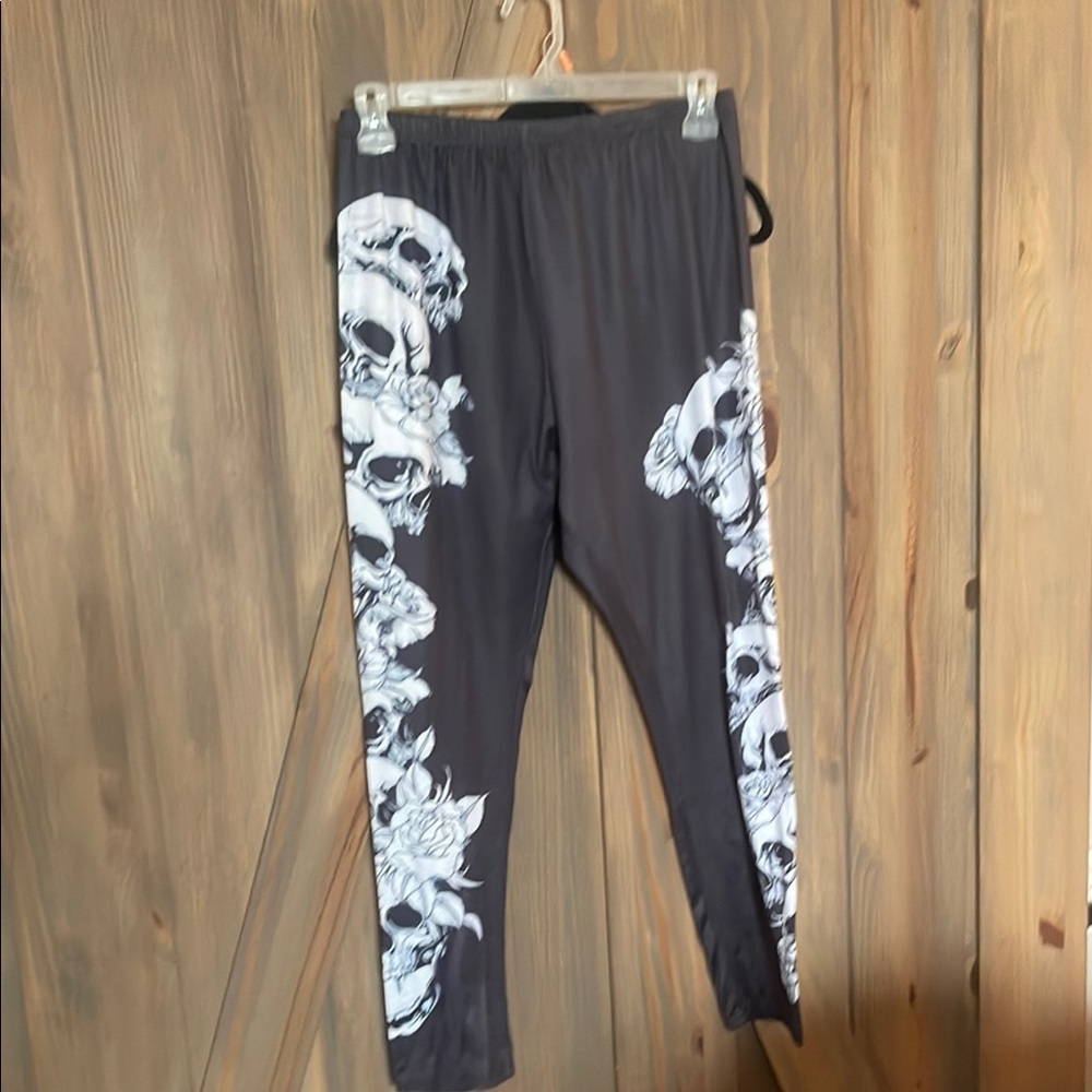 Black Skull Print leggings